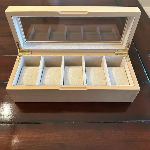 Jewelry Box - Picture 2 of 3